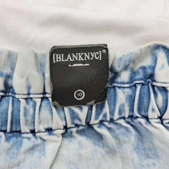 Blank NYC NWT Ribcage paperbag waist drawstring light acid wash jeans 30 - Picture 10 of 11